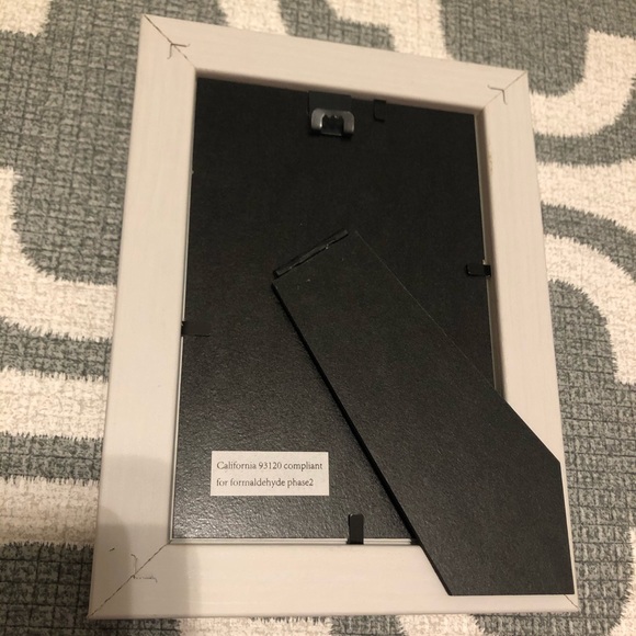 Set of 6 white wooden picture frames 4 X 6” NWT - Picture 6 of 8